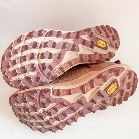 Altra Time 5 Trail Running Vibram Sneakers Size 9 - Picture 5 of 6